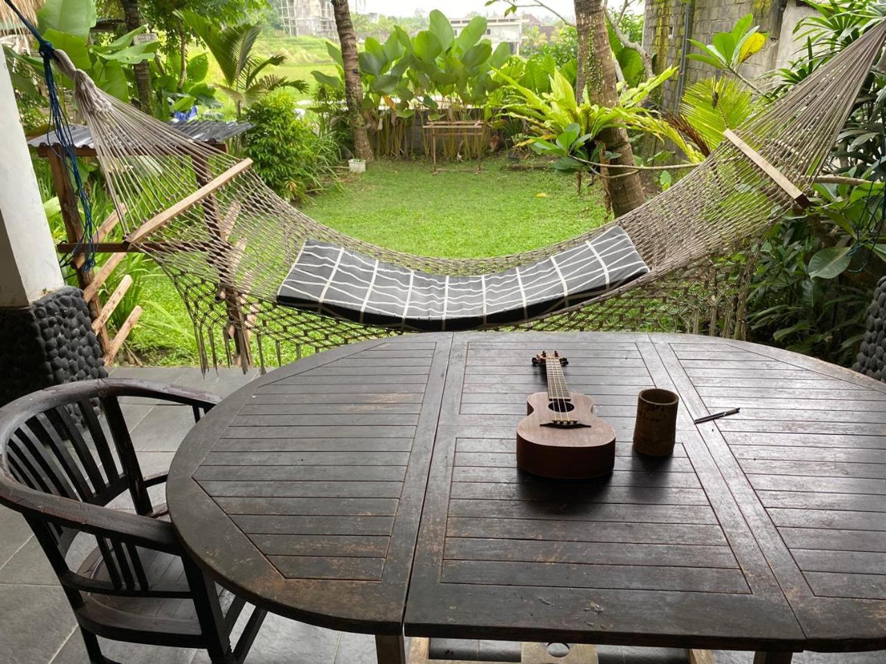 Medewi Good Vibes Stay&Surf Jembrana  Exterior photo